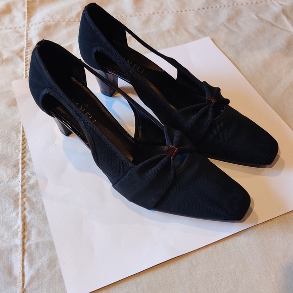 Black VANEli Heels Size 8.5w - Picture 3 of 4
